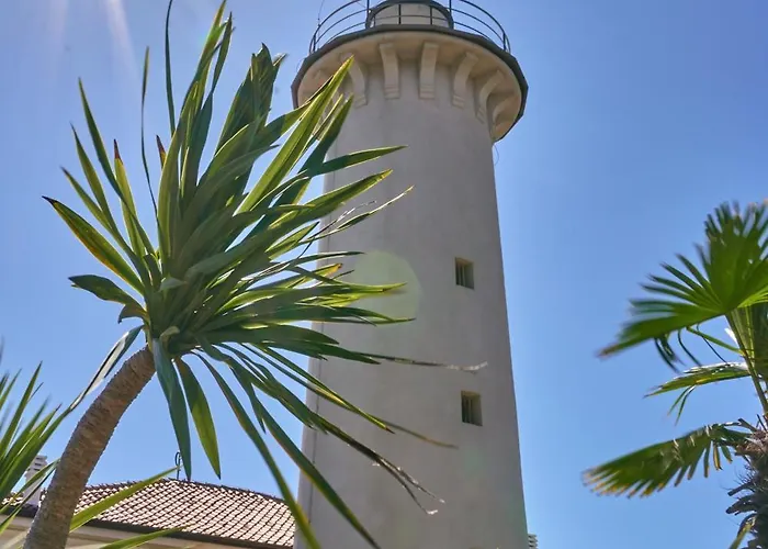 Charming Three Apartment *